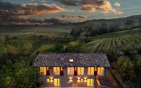 Borgo Roggeri - Country House Nelle Langhe